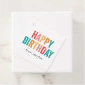 Étiquettes Cadeau Joyeux Anniversaire arc-en-ciel (En situation)