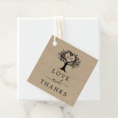 Étiquettes Cadeau La collection Rustic Heart Tree Mariage (En situation)