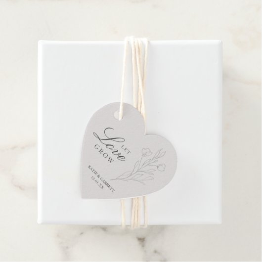 Étiquettes Cadeau Laissez l'amour grandir Élégant Mariage floral gri (En situation)
