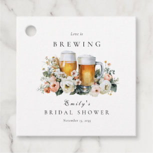 Étiquettes Cadeau L'amour est en train de brasser la bière Shower de