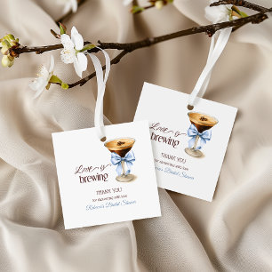 Étiquettes Cadeau L'amour est en train de se préparer Blue Bow Coffe