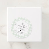 Étiquettes Cadeau Lapin En vichy Vert Saupoudré D'Amour (En situation)