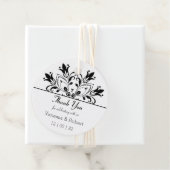 Étiquettes Cadeau Mandala Floral Noir (En situation)