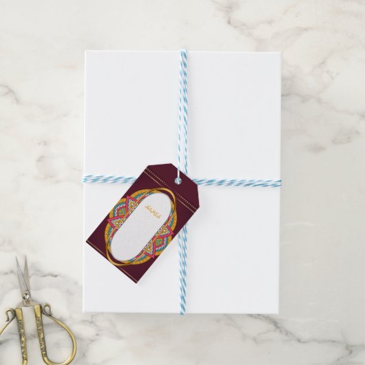 Étiquettes-cadeau Mandalas sur un arrière - plan Maroon (Avec de laficelle)