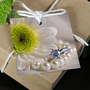 Étiquettes Cadeau Mariage de marguerite blanche et anneau de diamant
