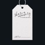 Étiquettes-cadeau mariage de script moderne 'Partager une mémoire'<br><div class="desc">Ajoutez une touche personnelle à votre mariage avec un conseil de mariage de script moderne et une carte d'étiquette de voeux. Cette carte de balise comporte le titre "partager une mémoire" en noir style de police de script moderne et des détails en noir style de police sans serif moderne sur...</div>