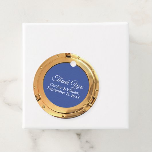 Étiquettes Cadeau Mariage de trou de port en laiton nautique (En situation)