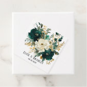 Étiquettes Cadeau Mariage Emerald Green et White Gold Peonies (En situation)