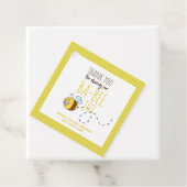 Étiquettes Cadeau Merci BA-BEE Baby shower Polkadot jaune (En situation)