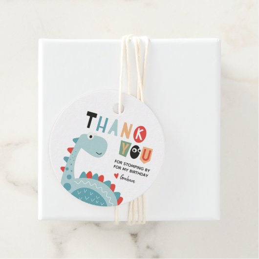 Étiquettes Cadeau Merci d'anniversaire de Dinosaur (En situation)