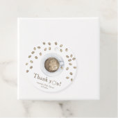 Étiquettes Cadeau Merci de Baby shower à café (En situation)