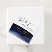 Étiquettes Cadeau Merci de Mariage d'aquarelle bleu Indigo moderne (En situation)