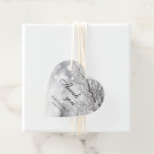 Étiquettes Cadeau Merci de mariage hivernal et neige mousseuse (En situation)