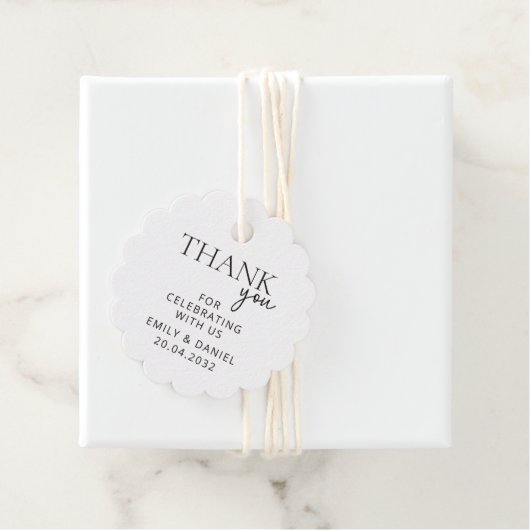 Étiquettes Cadeau Merci mariage moderne (En situation)