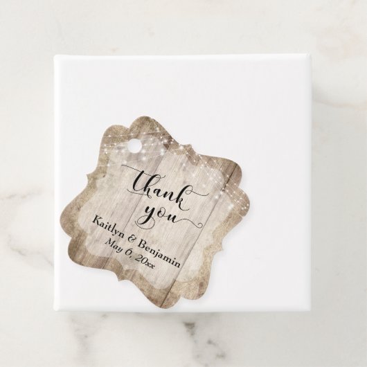 Étiquettes Cadeau Merci mariage Pale Bois et lumières (En situation)