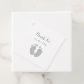 Étiquettes Cadeau Mignons Baby shower Merci Décontracté Gris Emprein (En situation)