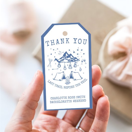 Étiquettes-cadeau Moderne Simple Camping Week-end Bachelorette Party