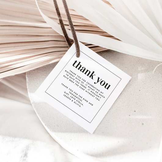 Étiquettes Cadeau Moderne simple typographie anniversaire merci