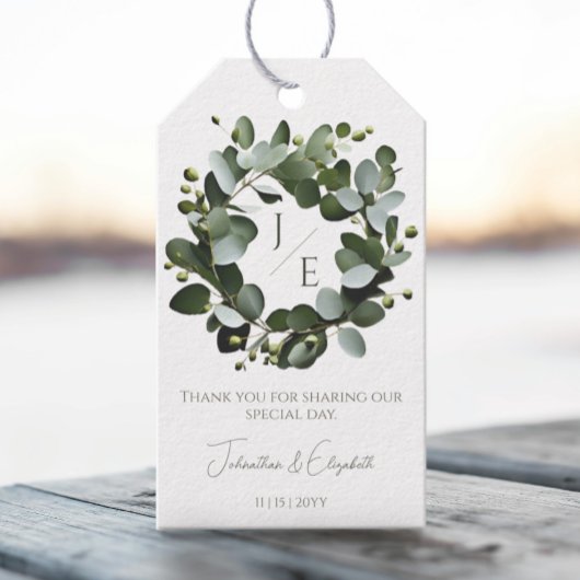 Étiquettes-cadeau Monogramme moderne Eucalyptus Mariage de couronne
