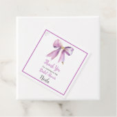 Étiquettes Cadeau Noeud Papillon Mignon Mariage (En situation)