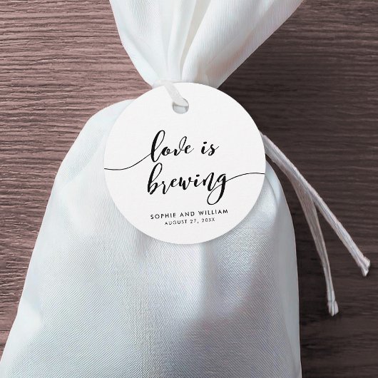 Étiquettes Cadeau Noir & Blanc Relax Script Amour est en train de se