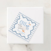 Étiquettes Cadeau One Silly Goose Blue Bow 1st Birthday (En situation)