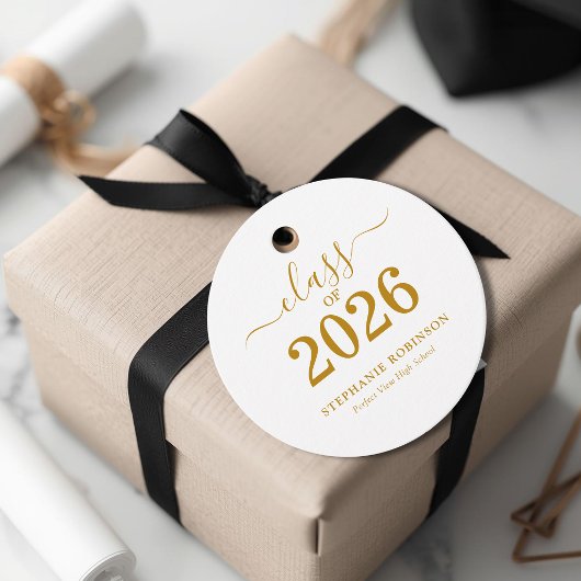Étiquettes Cadeau Or Moderne Classe de 2026 Script Doré