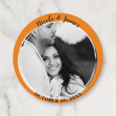 Étiquettes Cadeau Orange Minimal Tendance Rond Photo Mariage Faveur (Devant)