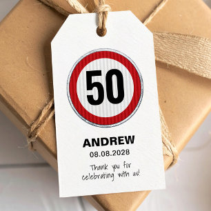 Étiquettes-cadeau Panneau rouge circulaire avec anniversaire personn