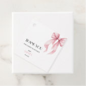 Étiquettes Cadeau Pink Bow Birthday Invitation for Girls (En situation)