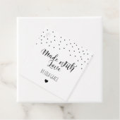 Étiquettes Cadeau Points Noir Blanc Fabriqués Avec Amour (En situation)