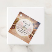 Étiquettes Cadeau Pont rustique en bois dans le Mariage campagnard (En situation)