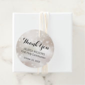 Étiquettes Cadeau Première communion sacrée de l'or brillant (En situation)