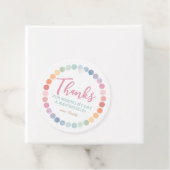 Étiquettes Cadeau Rainbow Art Anniversaire Merci (En situation)