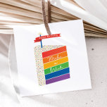 Étiquettes Cadeau Rainbow Cake Joyeux Anniversaire Faites un cadeau<br><div class="desc">Rien ne dit la fête comme un gâteau d'anniversaire coloré à l'arc-en-ciel. Utilisez ces étiquettes cadeaux pour les cadeaux d'anniversaire ou les faveurs de fête. Vous pouvez les personnaliser avec votre propre message.</div>