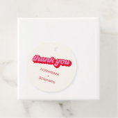 Étiquettes Cadeau Retro Modern Groovy Bold Pink Red Custom (En situation)