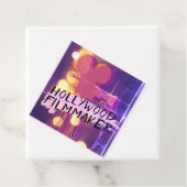 Étiquettes Cadeau Rétro moderne cinéaste d'Hollywood en rose (En situation)