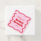 Étiquettes Cadeau Rose Foncé Ondulé Bordure Mariage Brunch (En situation)