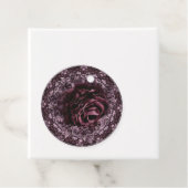 Étiquettes Cadeau Rose Mandala (En situation)