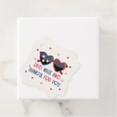 Étiquettes Cadeau Rouge Blanc et Gentil pour vous Lunettes de soleil (En situation)