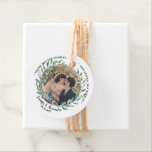Étiquettes Cadeau Russe aquarelle feuille mariage photo Merci<br><div class="desc">Rustique aquarelle feuille mariage photo Merci Favor Tags. Ajoutez votre propre photo,  texte,  noms et date et créez des étiquettes de faveur de mariage très personnelles et uniques. Ravi de dire "merci" à vos invités mariages.</div>