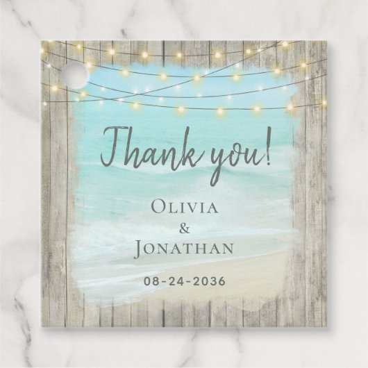 Étiquettes Cadeau Rustic Beach Bois Chaîne Lumières Mariage côtier (Devant)