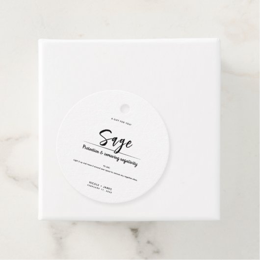 Étiquettes Cadeau Sage Smudge Stick Minimal Mariage moderne (En situation)