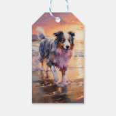 Étiquettes-cadeau Sandy Australian Shepherd Dog on Beach Sunset (Dos)