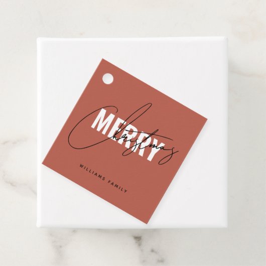 Étiquettes Cadeau Script moderne de Noël en terre cuite (En situation)