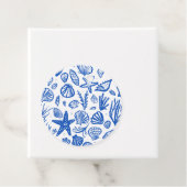 Étiquettes Cadeau Seashells Beach Wedding Bleu Blanc CUSTOM (En situation)