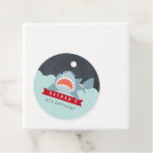 Étiquettes Cadeau Shark Boy Navy Blue Pool Anniversaire (En situation)