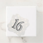 Étiquettes Cadeau Silver Foil et Glam Bokeh Shimmer (En situation)