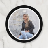 Étiquettes Cadeau Simple moderne Black Photo Graduation (Devant)