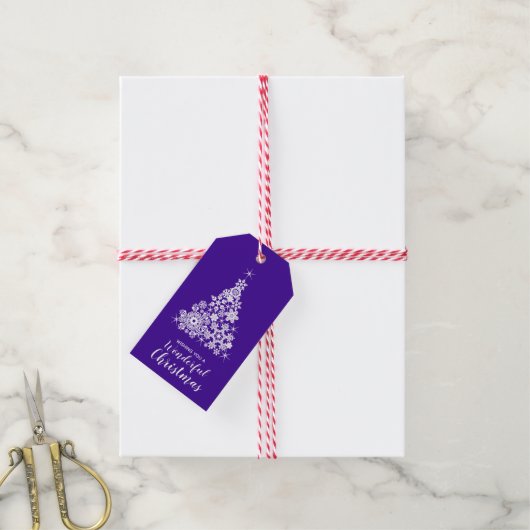 Étiquettes-cadeau Snowflake sapin de Noël ultra violet et blanc (Avec de la ficelle)